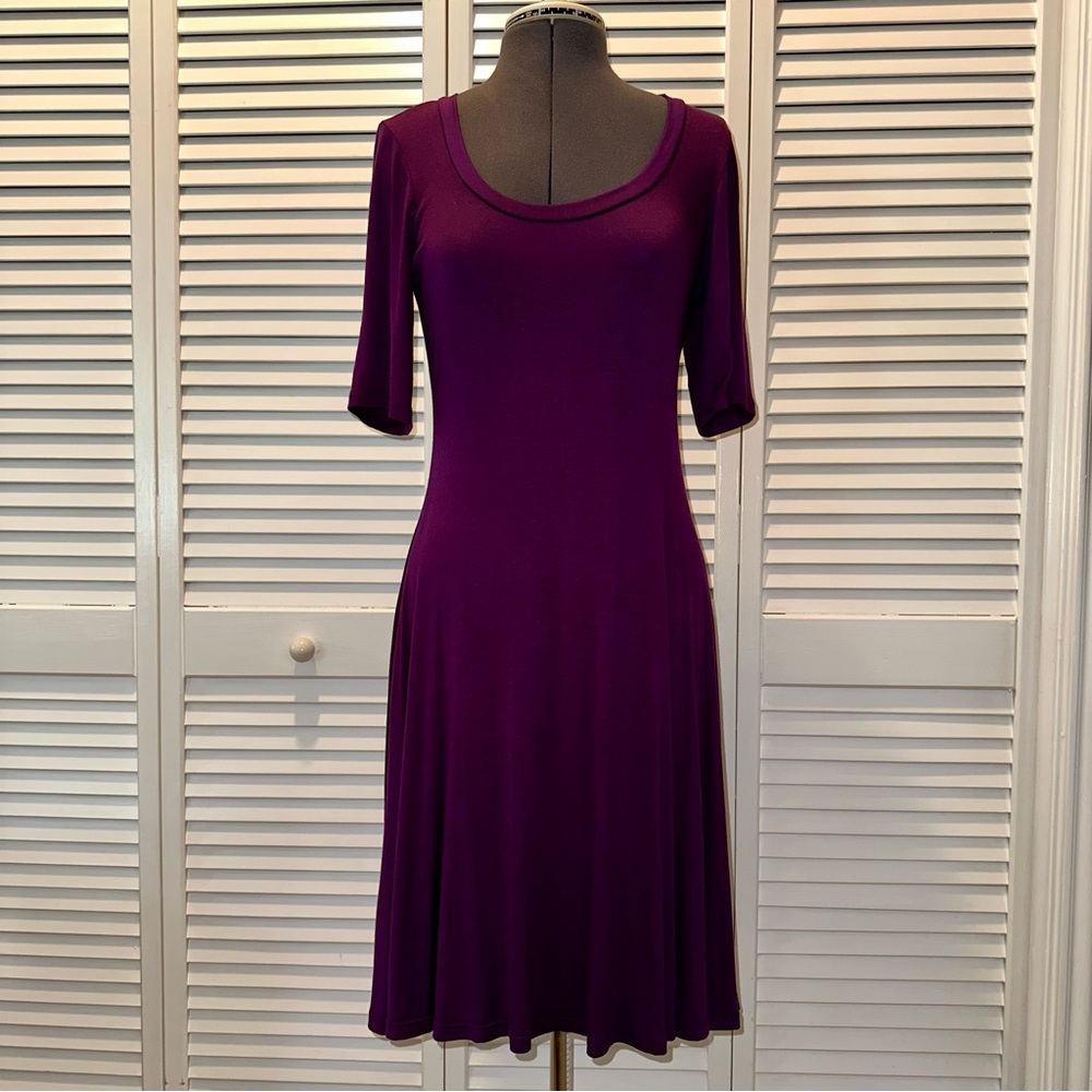 24/7 Comfort Apparel Purple Scoop Neck Sheath Dress